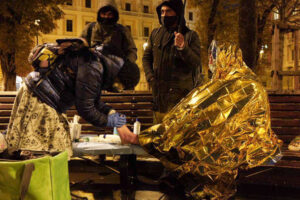 Quando vedete i migranti come potete sopportare le vostre vite?