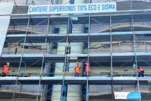 Attenzione al Superbonus: senza controlli diventa un’arma per la speculazione edilizia Attenzione al Superbonus: senza controlli diventa un’arma per la speculazione edilizia
