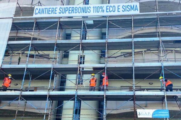Attenzione al Superbonus: senza controlli diventa un’arma per la speculazione edilizia