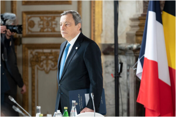 Draghi lancia il recovery plan di guerra: 100 miliardi per contrastare Putin