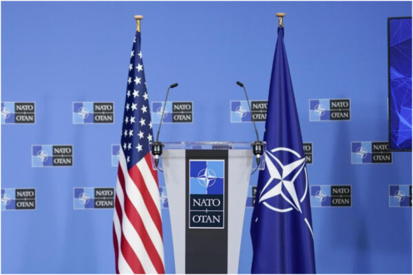 La Nato va sciolta perché ha perso la sua ragione di esistenza: costruiamo l’Europa della pace neutrale e solidale