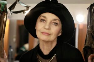 Oksana Shvets, l’attrice ucraina uccisa dalle bombe russe: “È morta nella sua casa, non c’è perdono per il nemico”