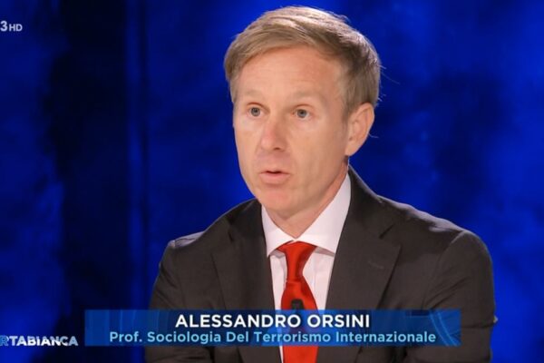 “Bambini meglio in dittatura che sotto le bombe”, Orsini a Cartabianca riaccende le polemiche e spacca la Rai