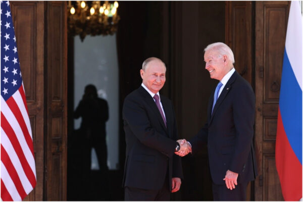 Putin invade e massacra gli ucraini, che c’entrano gli americani?