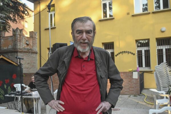 Chi era Valerio Evangelisti, lo scrittore fantasy diventato autore di culto e candidato di Potere al Popolo