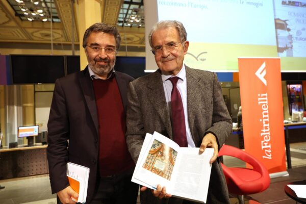 Damilano in Rai, Anzaldi inchioda sindacati e Cdr: “Polemiche? Giornalisti senza curriculum premiati e servizi di guerra affidati a freelance”