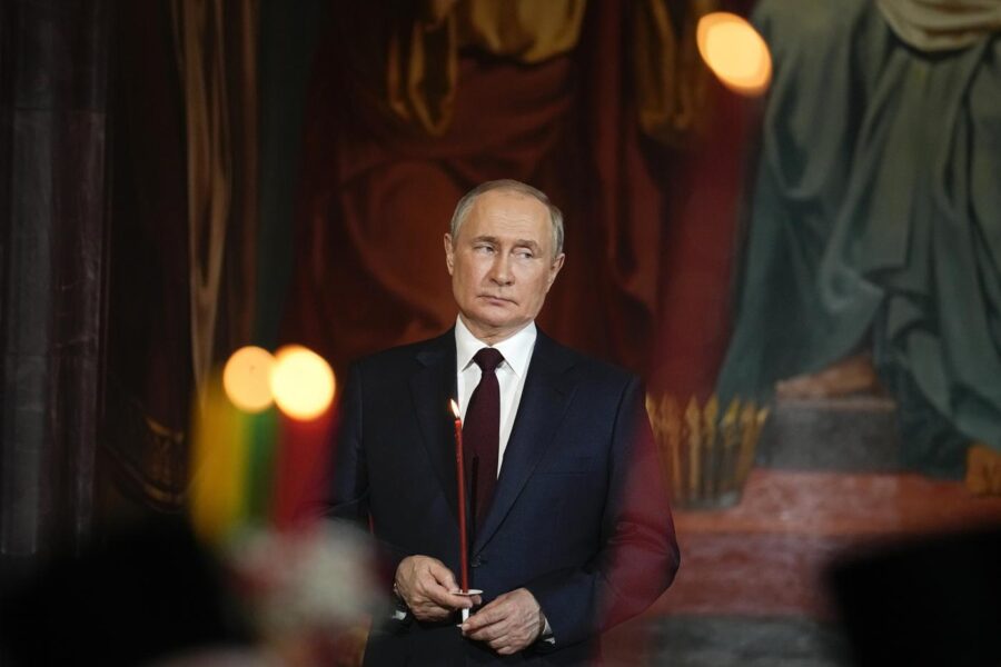 L’accusa di Putin: “L’occidente vuole distruggerci da dentro, ecco come”