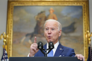 Biden fa marcia indietro, sì di Washington ai missili a medio raggio all’Ucraina: accolte le richieste di Zelensky Biden fa marcia indietro, sì di Washington ai missili a medio raggio all’Ucraina: accolte le richieste di Zelensky