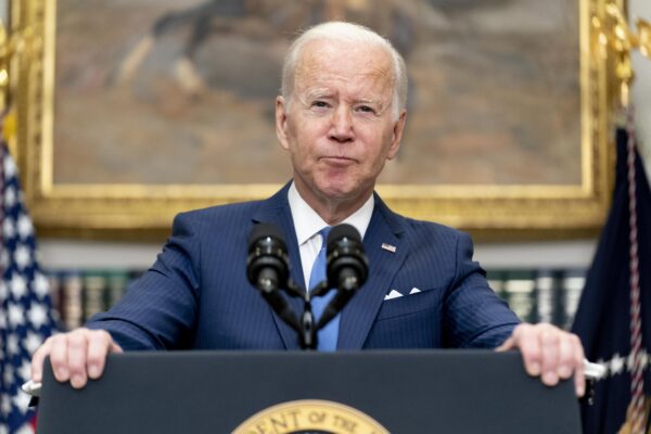 Quanto durerà la guerra in Ucraina: per la Nato anni, intanto Biden chiede 33 miliardi