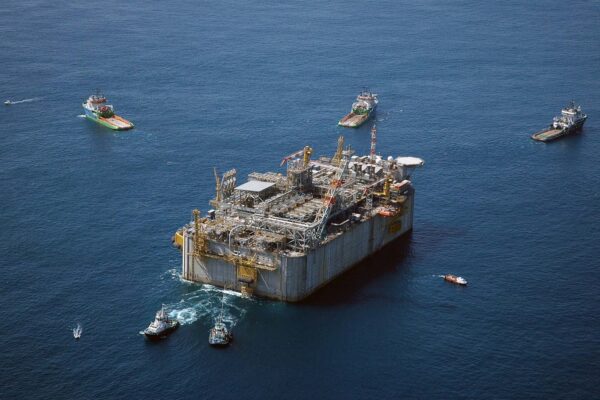 lapresse
20-09-2008 rovigo,italia
cronaca
Porto Viro, Inaugurazione Rigassificatore
nella foto: il Rigassificatore