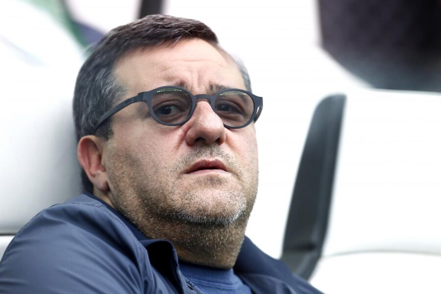 ***** Collection Juventus *****

Foto LaPresse – Spada
23 05 2015 Torino (Italia)
Sport Calcio
Juventus – Napoli
Campionato di Calcio Serie A TIM 2014 2015 – Stadio " Juventus Stadium "
Nella foto: mino raiola

Photo LaPresse – Spada
23 05 2015  (Italy)
Sport Soccer
Juventus – Napoli
Italian Football Championship League A TIM 2014 2015 – " Juventus Stadium "
In the pic: mino raiola