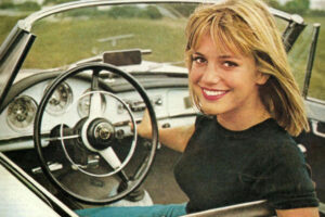 Catherine Spaak, la dea della leggerezza e del non-narcisismo: fu la diva del boom economico Catherine Spaak, la dea della leggerezza e del non-narcisismo: fu la diva del boom economico