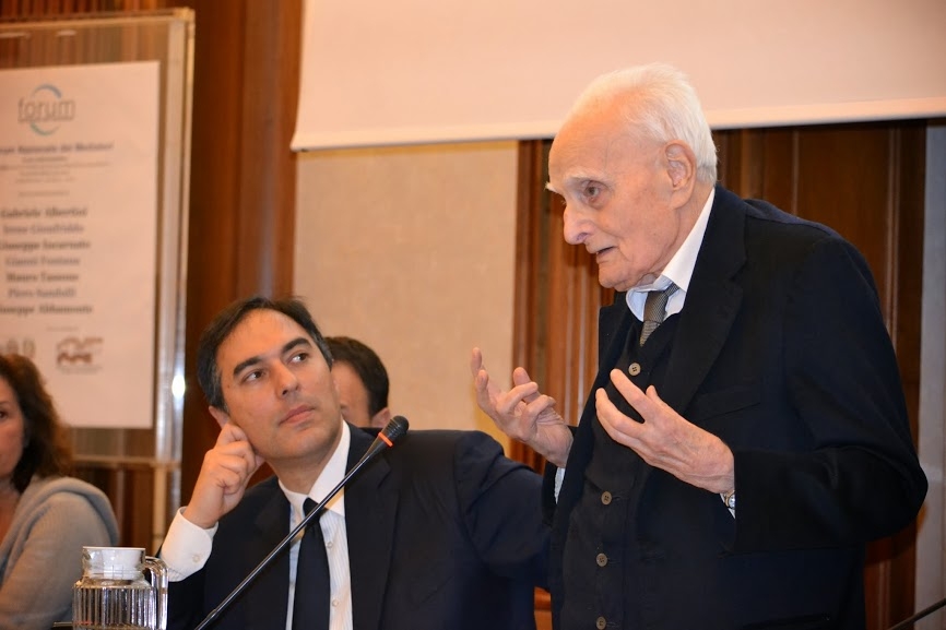 A Castel Capuano il busto in memoria del professor Giuseppe Abbamonte