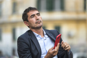 “Spese militari sono una follia, gli amici di Putin sono nella Lega”, intervista a Nicola Fratoianni