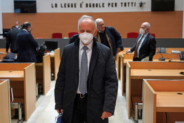 Processo a Davigo, a Brescia inizia lo scontro finale tra toghe