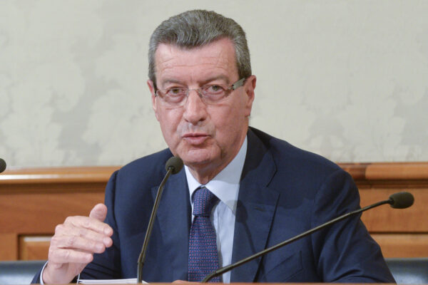 Intervista a Vannino Chiti: “Se ampliamo la Nato buttiamo benzina su un incendio”