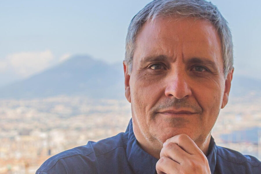 Cori contro Napoli della Salernitana, Maurizio De Giovanni: “Non presento più il mio libro a Salerno”