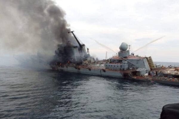 Nave russa colpita nel Mar Nero, cosa c’è di vero è cosa no