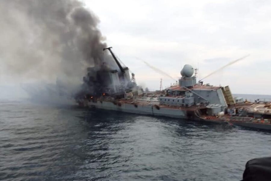 Nave russa colpita nel Mar Nero, cosa c’è di vero è cosa no