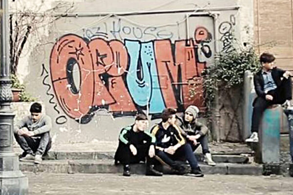 Giovani che non vanno a scuola, la preside: “La dispersione è istituzionale: va tutto lento”