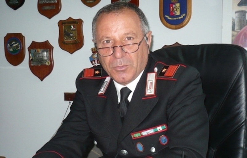 “Cucchi abbandonato, vanno condannati genitori e sorella”, l’accusa dell’ex comandante dei carabinieri