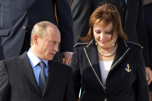 Chi sono le figlie di Putin, Maria e Katerina: una biologa l’altra matematica colpite dalle sanzioni