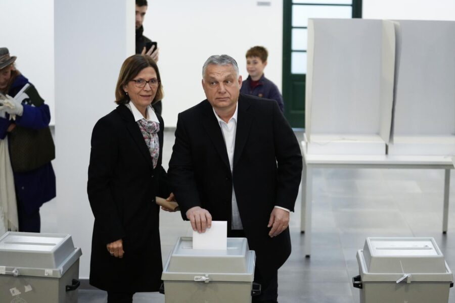 Ungheria al voto, per Orbán riconferma a rischio dopo 12 anni: opposizione unita per la svolta