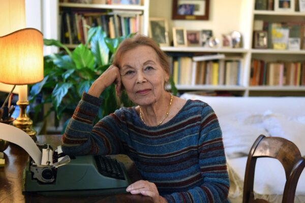 “Piango per l’Ucraina, ma neppure lì sono santi”, intervista a Edith Bruck