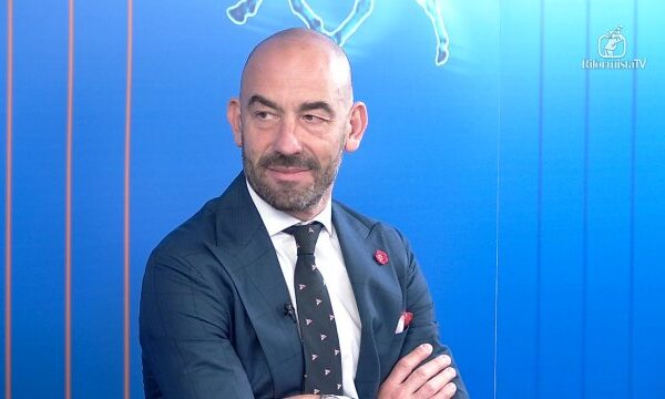 Vaiolo delle scimmie e Covid, Bassetti: “Niente allarmismi, lavorare su psiche: c’è gente che usa la mascherina a prescindere”