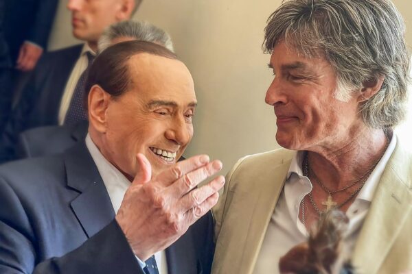 Armi Ucraina e rapporti con Putin, tutti contro Berlusconi che bacchetta: “Noi da sempre con la Nato, il Pd invece…”