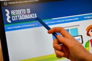Foto Claudio Furlan LaPresse
04-02-2019 Milano ( Italia )
Cronaca 
Online il sito con le informazioni per richiedere il reddito di cittadinanza