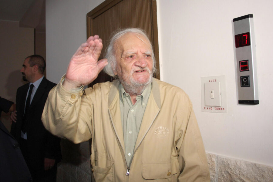 Il risarcimento è una farsa, Contrada aspetta ancora…