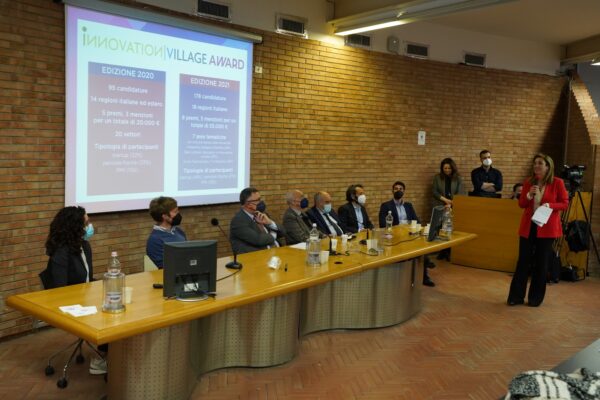 Innovazione, presentata a Napoli la quarta edizione di Innovation Village Award