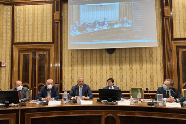 Mobilità su ferro, da Napoli la partita nazionale per digitalizzare la filiera Mobilità su ferro, da Napoli la partita nazionale per digitalizzare la filiera