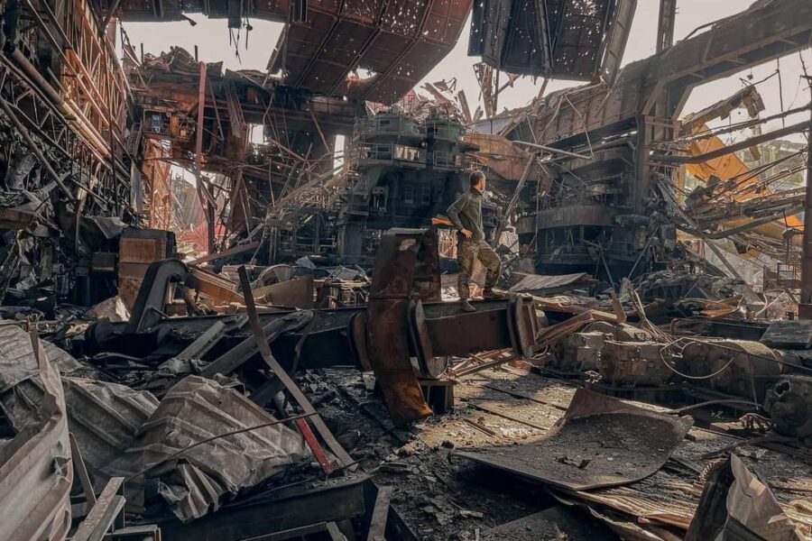 Guerra Ucraina-Russia, Mosca annuncia: “Missione compiuta su Azovstal”. Da teatro Mariupol “portati via centinaia di cadaveri”