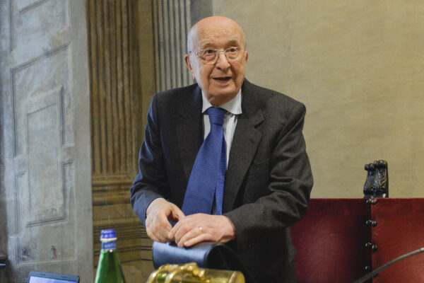 Chi era Ciriaco De Mita, il cartesiano sconfitto dalla politica-spettacolo Chi era Ciriaco De Mita, il cartesiano sconfitto dalla politica-spettacolo