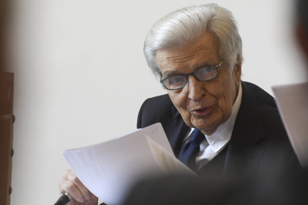 Intervista a Furio Colombo: “Orsini peggio di Putin, al Fatto non c’è più libertà”