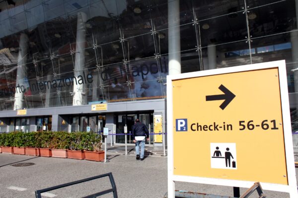 Aeroporto di Napoli, Gesac bacchetta il Comune: “Ovunque è una risorsa, per voi è un problema”