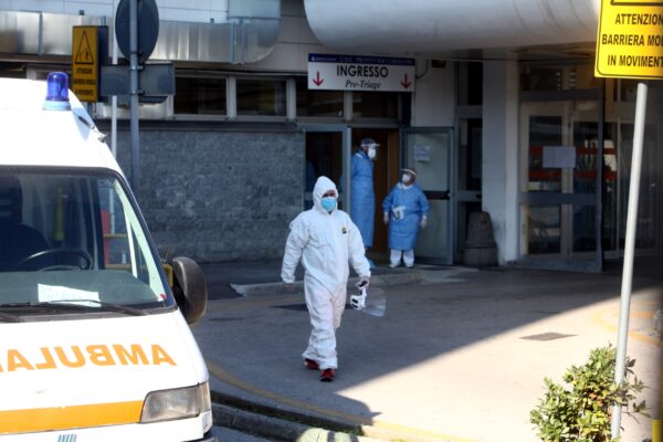 Concorso per il pronto soccorso del Cardarelli, nessun iscritto