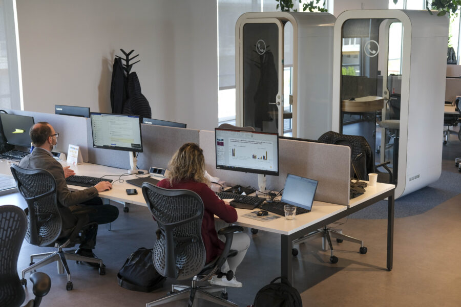 Istat, sale l’occupazione ma è tutta a termine