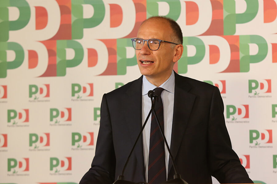 Letta si iscrive al partito dei pm, ma non tutto il Pd lo segue