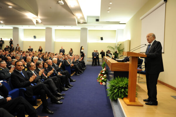 Un’aula dedicata a Ciriaco De Mita all’Università Suor Orsola Benincasa
