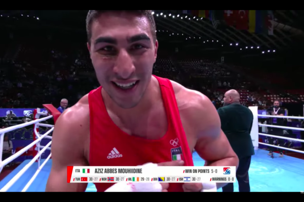 Aziz Abbes Mouhiidine straripante campione d’Europa: il Muhammad Alì campano domina in Armenia