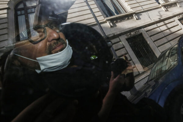 Grillo l’antiamericano, sul blog l’ex diplomatico Cardilli detta la linea 5 Stelle: “Italia vassallo USA, Maidan in Ucraina fu colpo di stato” Grillo l’antiamericano, sul blog l’ex diplomatico Cardilli detta la linea 5 Stelle: “Italia vassallo USA, Maidan in Ucraina fu colpo di stato”