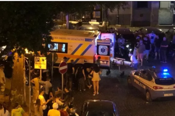 Agguato in pieno centro, colpita 23enne per sbaglio: “Ho visto uno che mi sparava addosso”