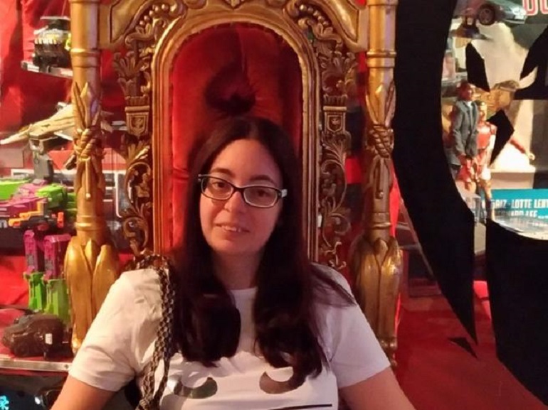 Muore a 32 anni per trombosi dopo vaccino Astrazeneca, ai familiari di Francesca Tuscano rimborso di 77mila euro