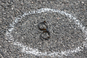 Foto LaPresse – Stefano Porta
30/08/2017 Milano ( Mi )
Cronaca
Incidente stradale sul cavalcavia del Ghisallo. Auto d’epoca in uscita da Milano perde la ruota posteriore sinistra che va a colpire un motociclista di passaggio nell’altra carreggiata