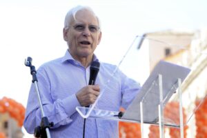 È morto Valerio Onida, scomparso a 86 anni l’ex presidente della Corte Costituzionale È morto Valerio Onida, scomparso a 86 anni l’ex presidente della Corte Costituzionale