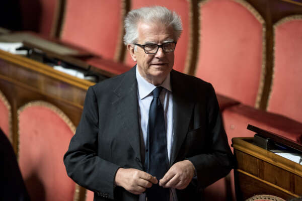 Intervista a Luigi Zanda: “Alle prossime elezioni scontro tra Fdi e Pd, il Mélenchon italiano non esiste”