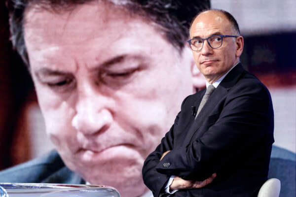 A sinistra il campo largo non c’è più, il Pd deve scegliere se essere Macron o Mélenchon A sinistra il campo largo non c’è più, il Pd deve scegliere se essere Macron o Mélenchon